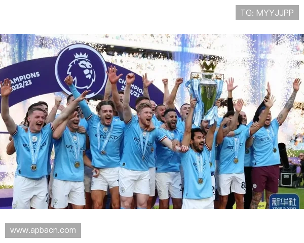 雷斯回曼城难争首发 多名球员可当第五中卫